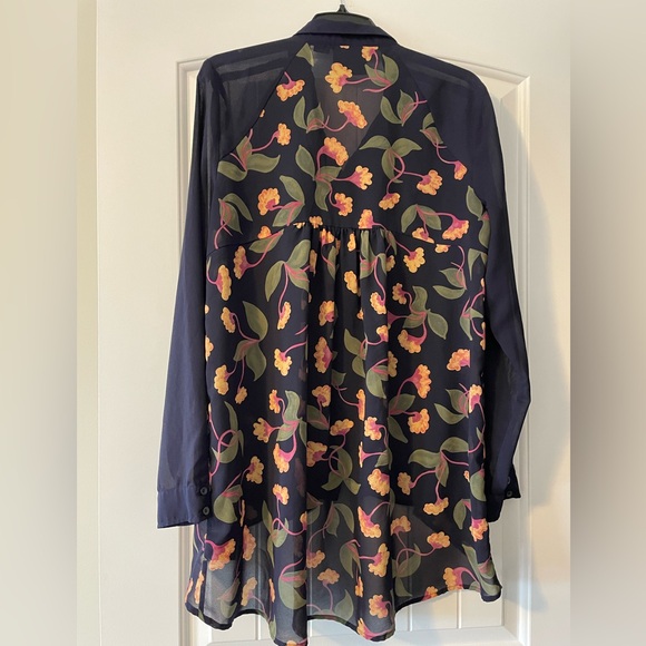 NWT Maeve button up sheer unique shirt - Picture 2 of 8